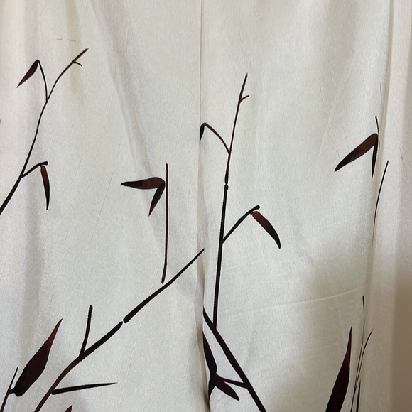 Russell Kemp 100% silk cream pants with bamboo design. Size 8 - Picture 6 of 8